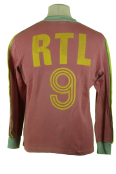Numéro 9